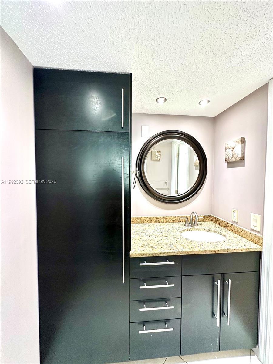 Photo of 1904 Ocean Dr #701, Hallandale Beach, Florida, 33009 - Master Bathroom