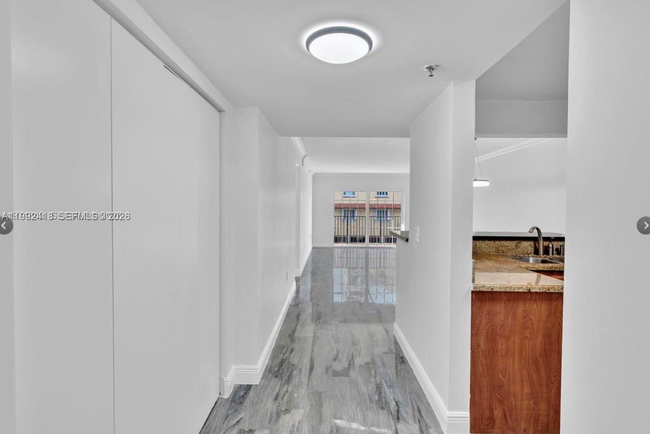 304 2 / 2 1160 sq. ft. $ 2026-03-31 0 Photo