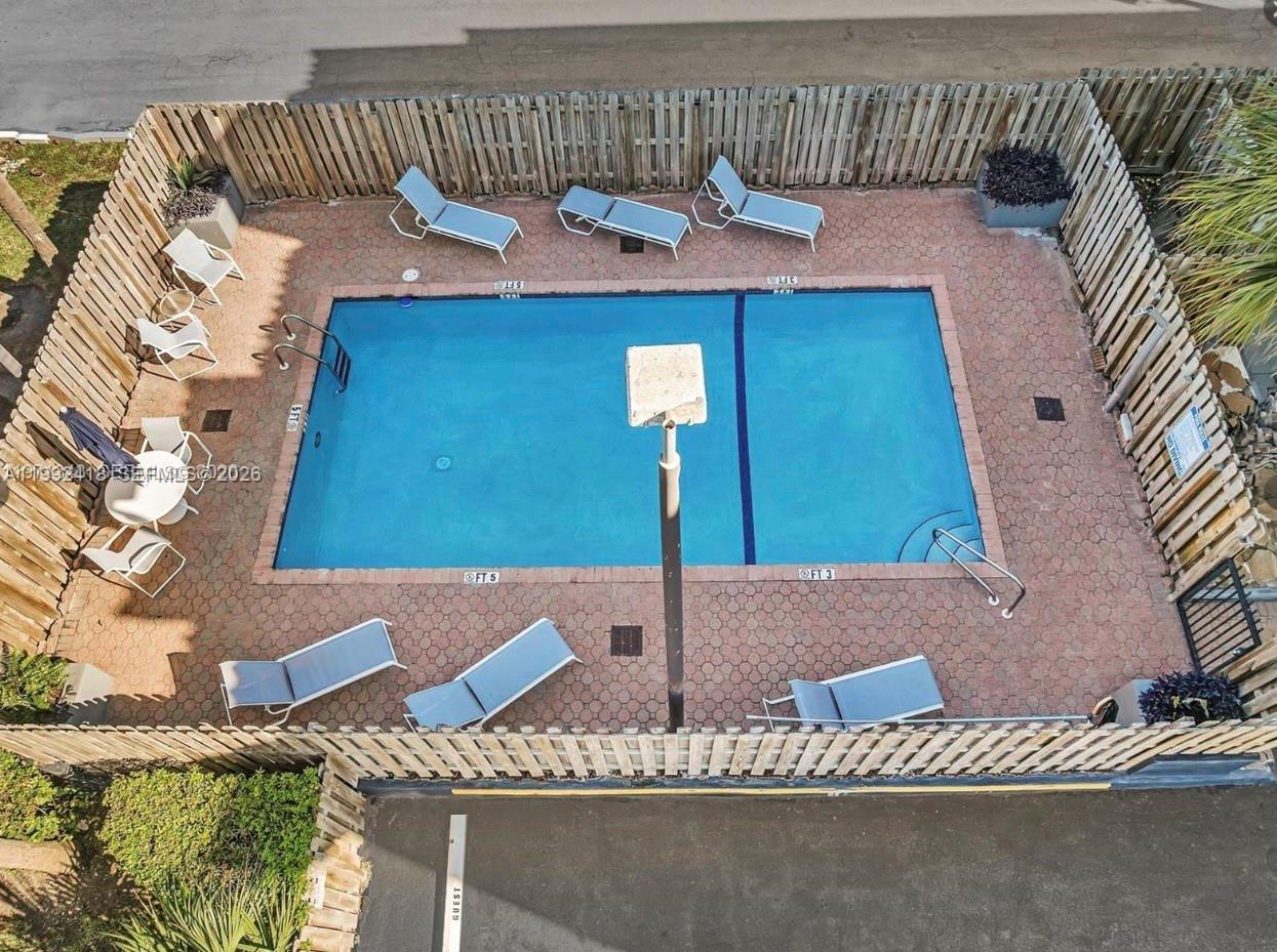 304 2 / 2 1160 sq. ft. $ 2026-03-31 0 Photo