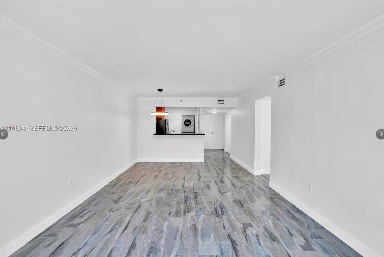 304 2 / 2 1160 sq. ft. $ 2026-03-31 0 Photo