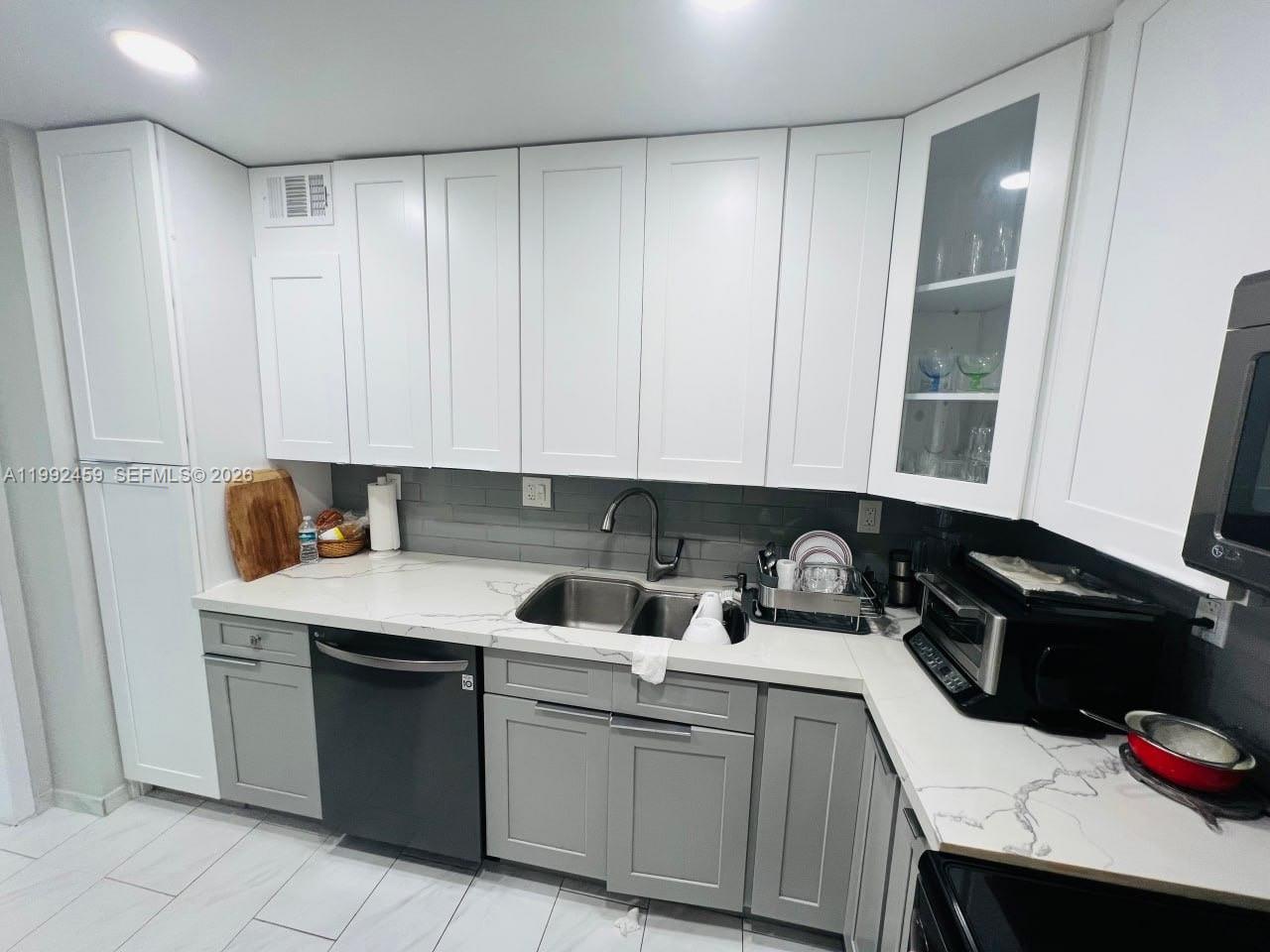 Photo of 400 Kings Point Dr  #1504, Sunny Isles Beach, Florida, 33160 - 