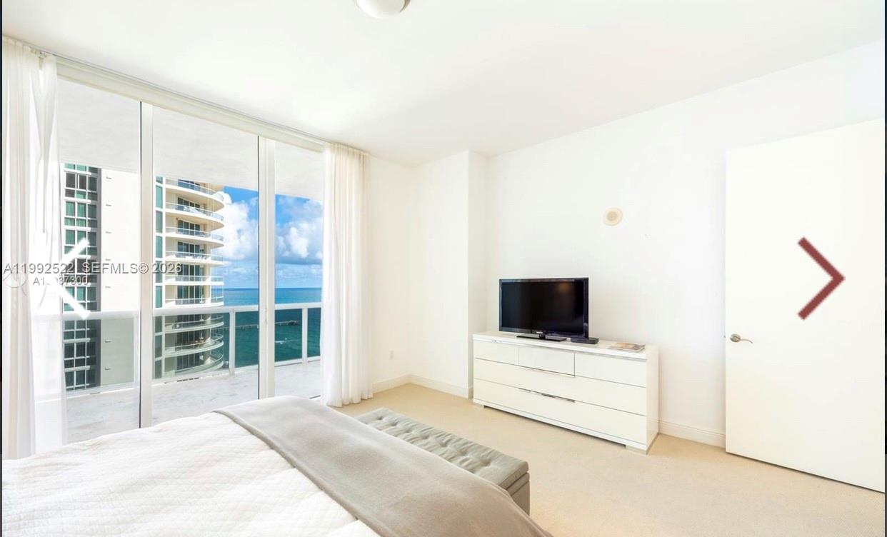 2102 2 / 3 1811 sq. ft. $ 2026-03-31 0 Photo