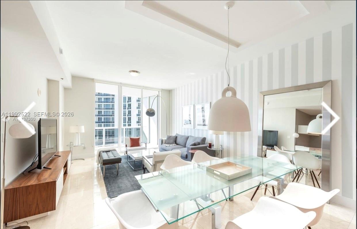 2102 2 / 3 1811 sq. ft. $ 2026-03-31 0 Photo