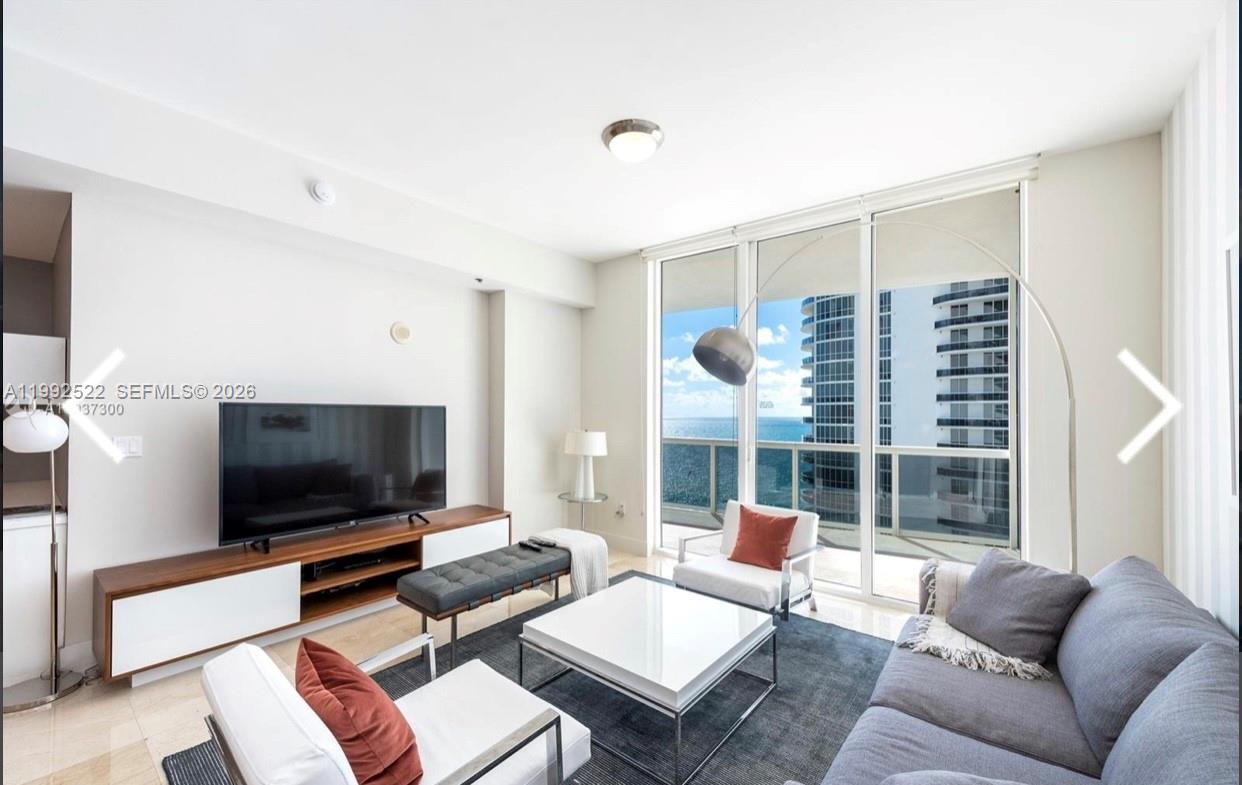 2102 2 / 3 1811 sq. ft. $ 2026-03-31 0 Photo