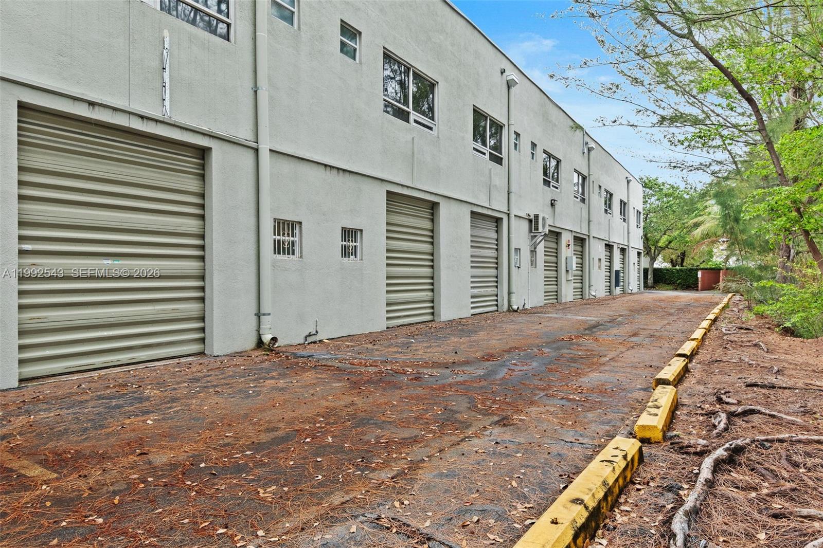 108  /   sq. ft. $ 2026-03-31 0 Photo