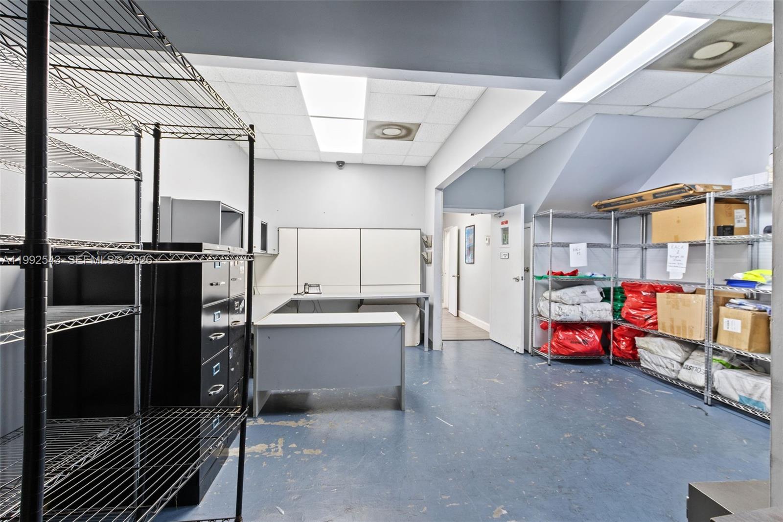 108  /   sq. ft. $ 2026-03-31 0 Photo