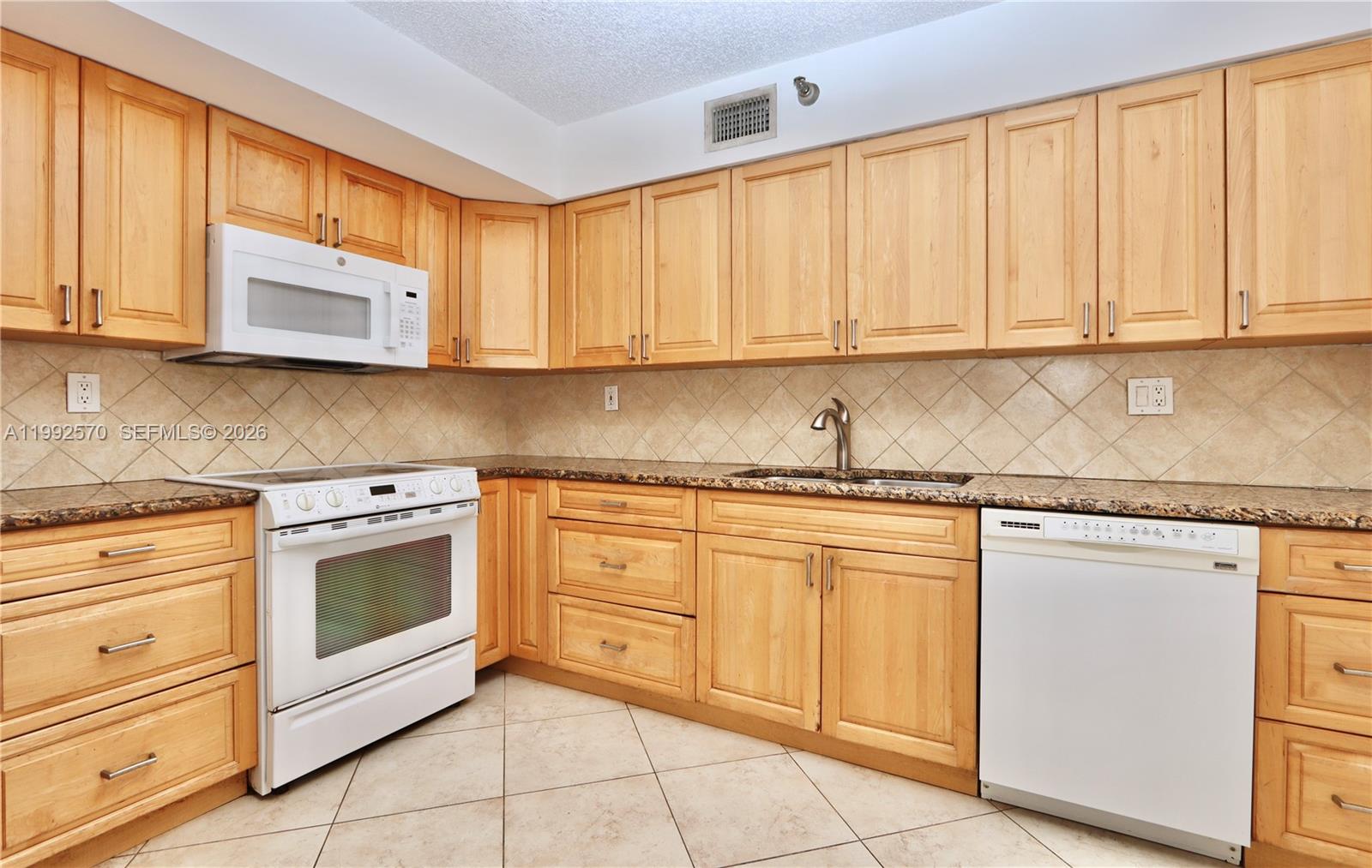 Photo of 3500 Mystic Pointe Dr  #1207, Aventura, Florida, 33180 - 
