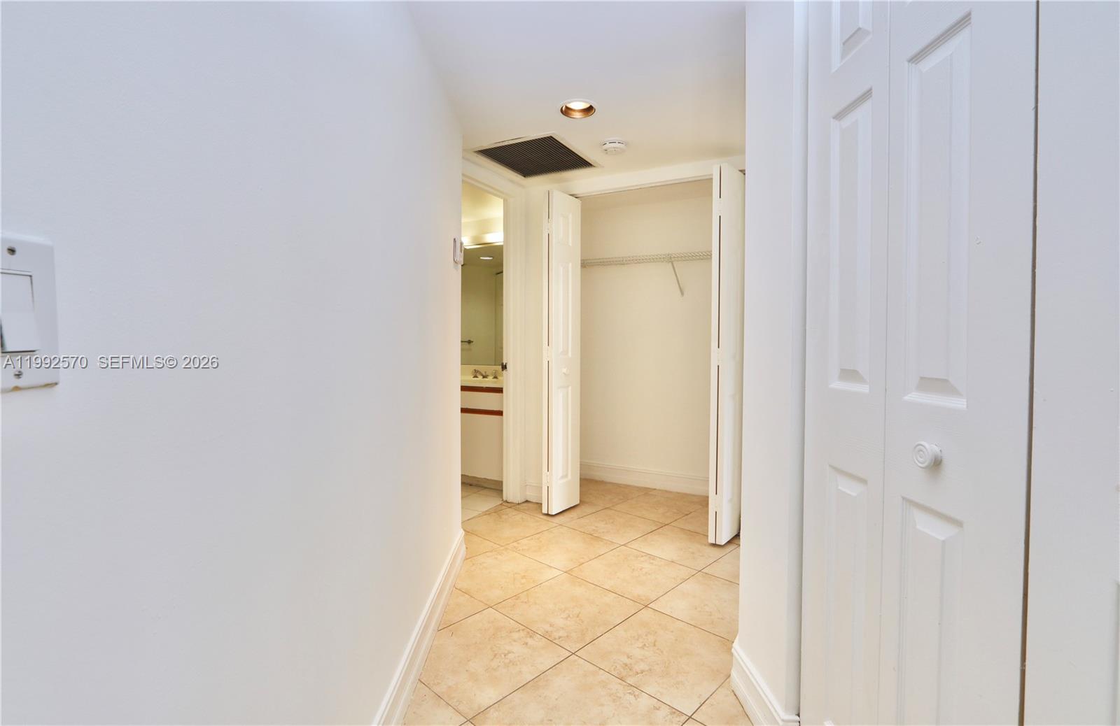 Photo of 3500 Mystic Pointe Dr  #1207, Aventura, Florida, 33180 - 