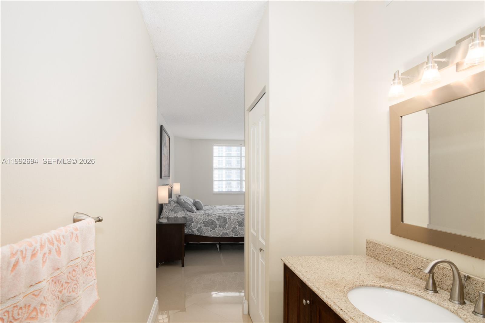 9F 2 / 2 1275 sq. ft. $ 2026-03-31 0 foto