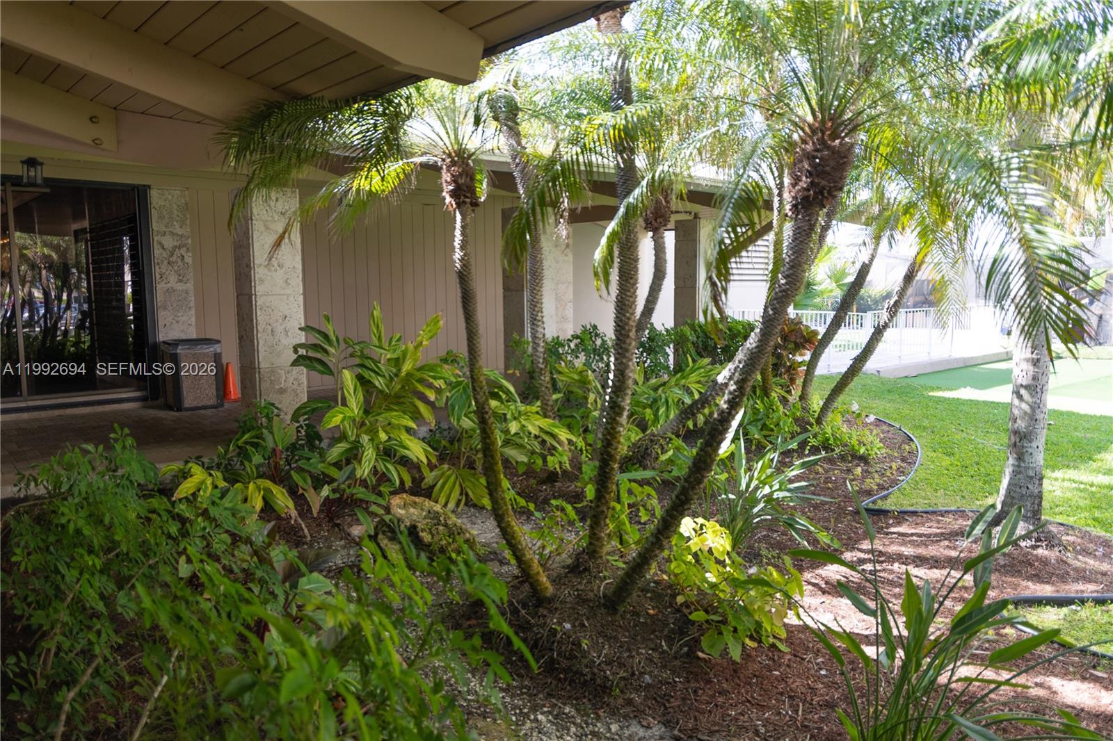 9F 2 / 2 1275 sq. ft. $ 2026-03-31 0 foto