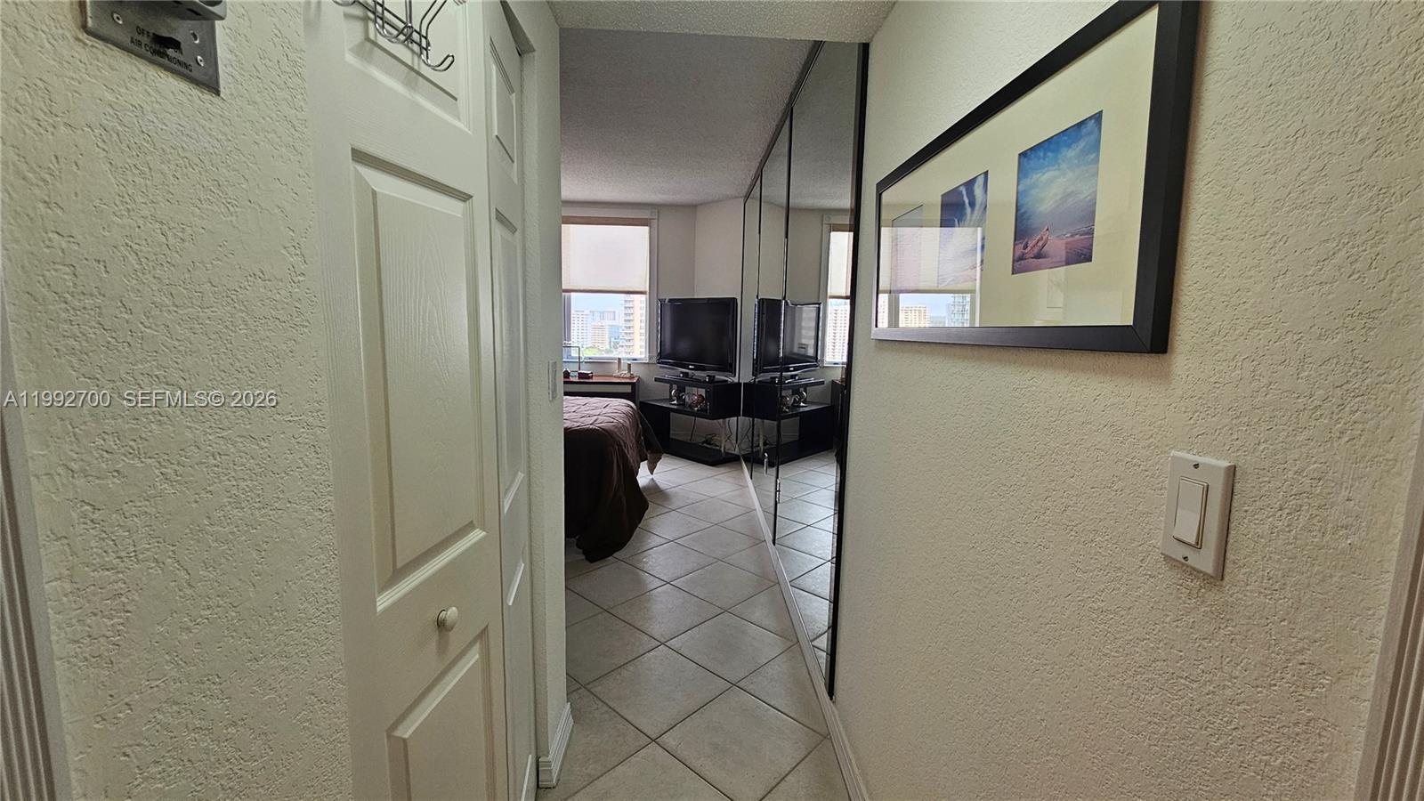 15K 1 / 2 870 кв.футов $ 2026-03-31 0 Фото