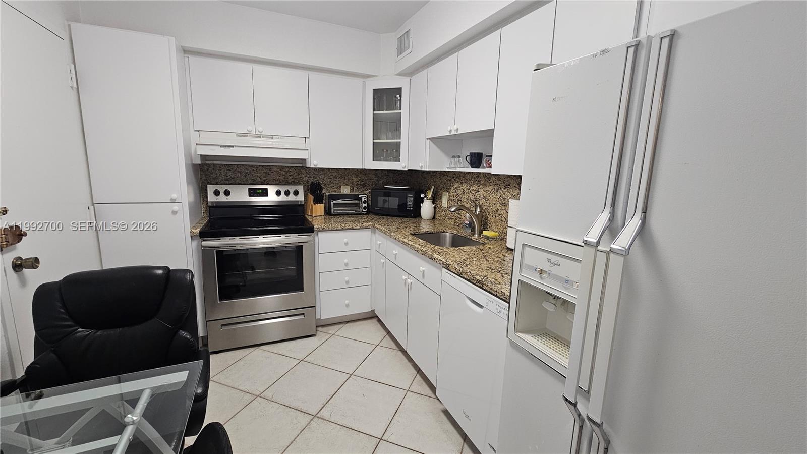 15K 1 / 2 870 кв.футов $ 2026-03-31 0 Фото