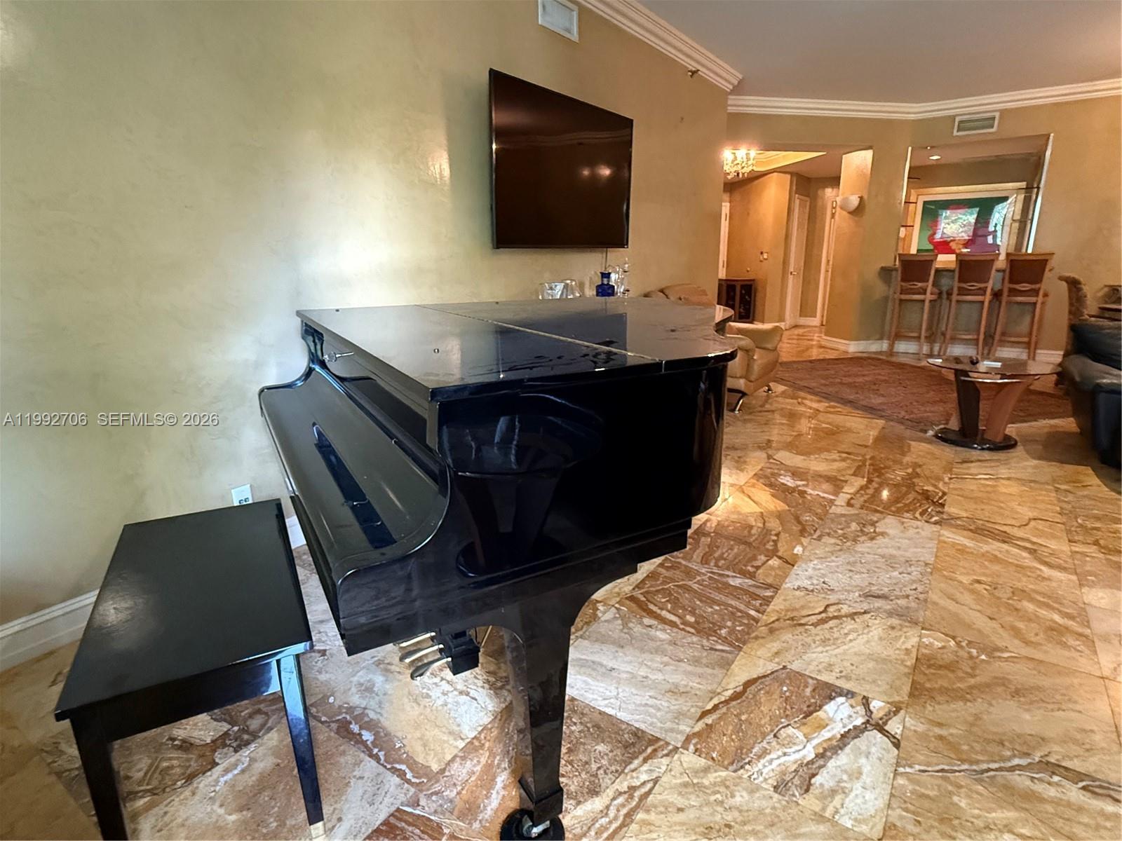 See details C203 2 / 2 1945 sq. ft. $ 2026-03-31 0 Photo