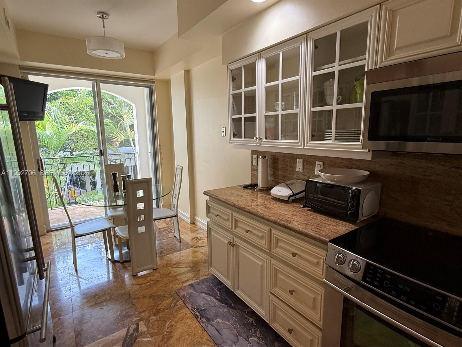 See details C203 2 / 2 1945 sq. ft. $ 2026-03-31 0 Photo