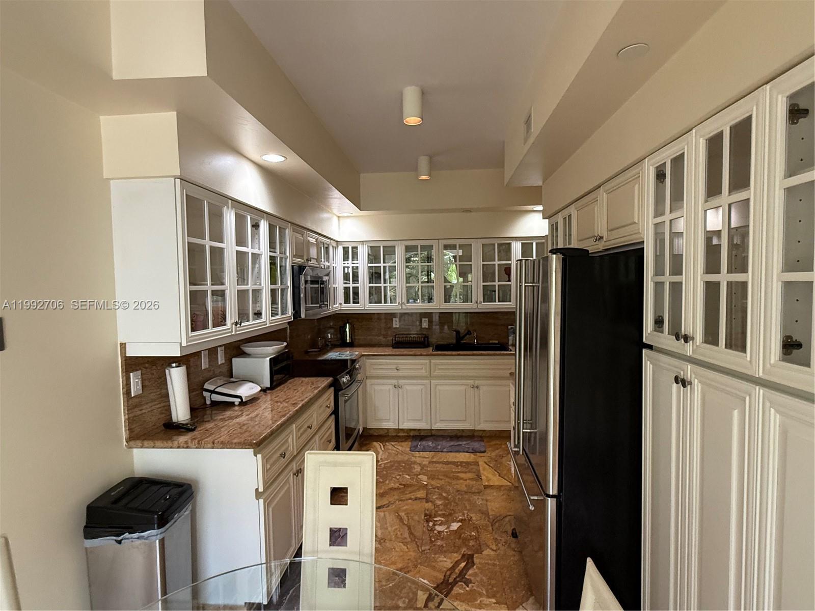 See details C203 2 / 2 1945 sq. ft. $ 2026-03-31 0 Photo