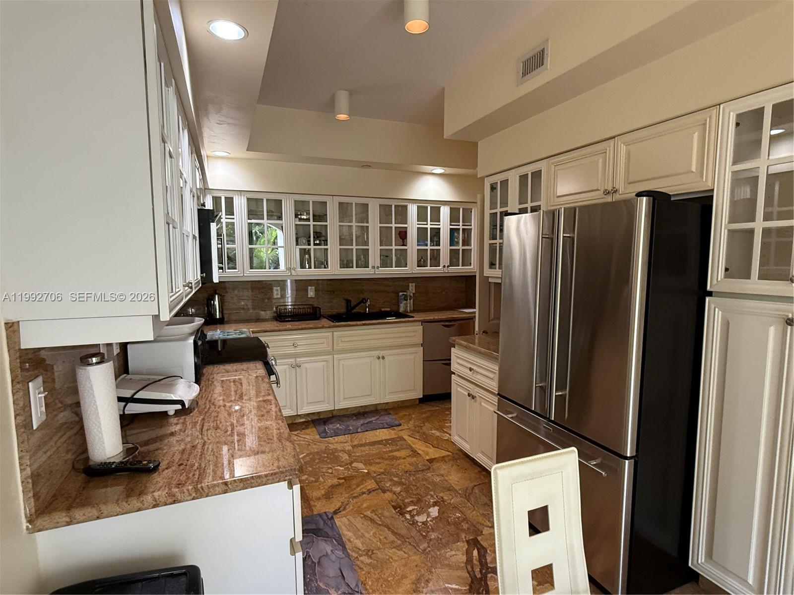See details C203 2 / 2 1945 sq. ft. $ 2026-03-31 0 Photo