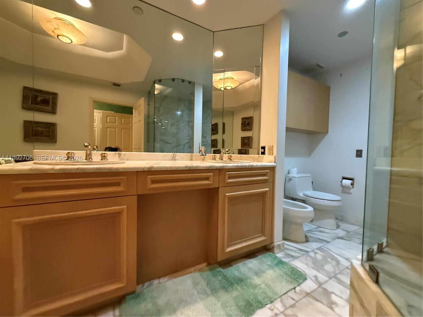 See details C203 2 / 2 1945 sq. ft. $ 2026-03-31 0 Photo