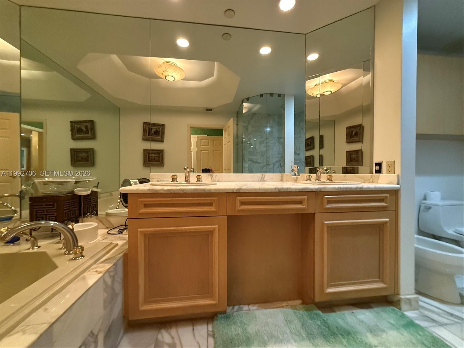 See details C203 2 / 2 1945 sq. ft. $ 2026-03-31 0 Photo
