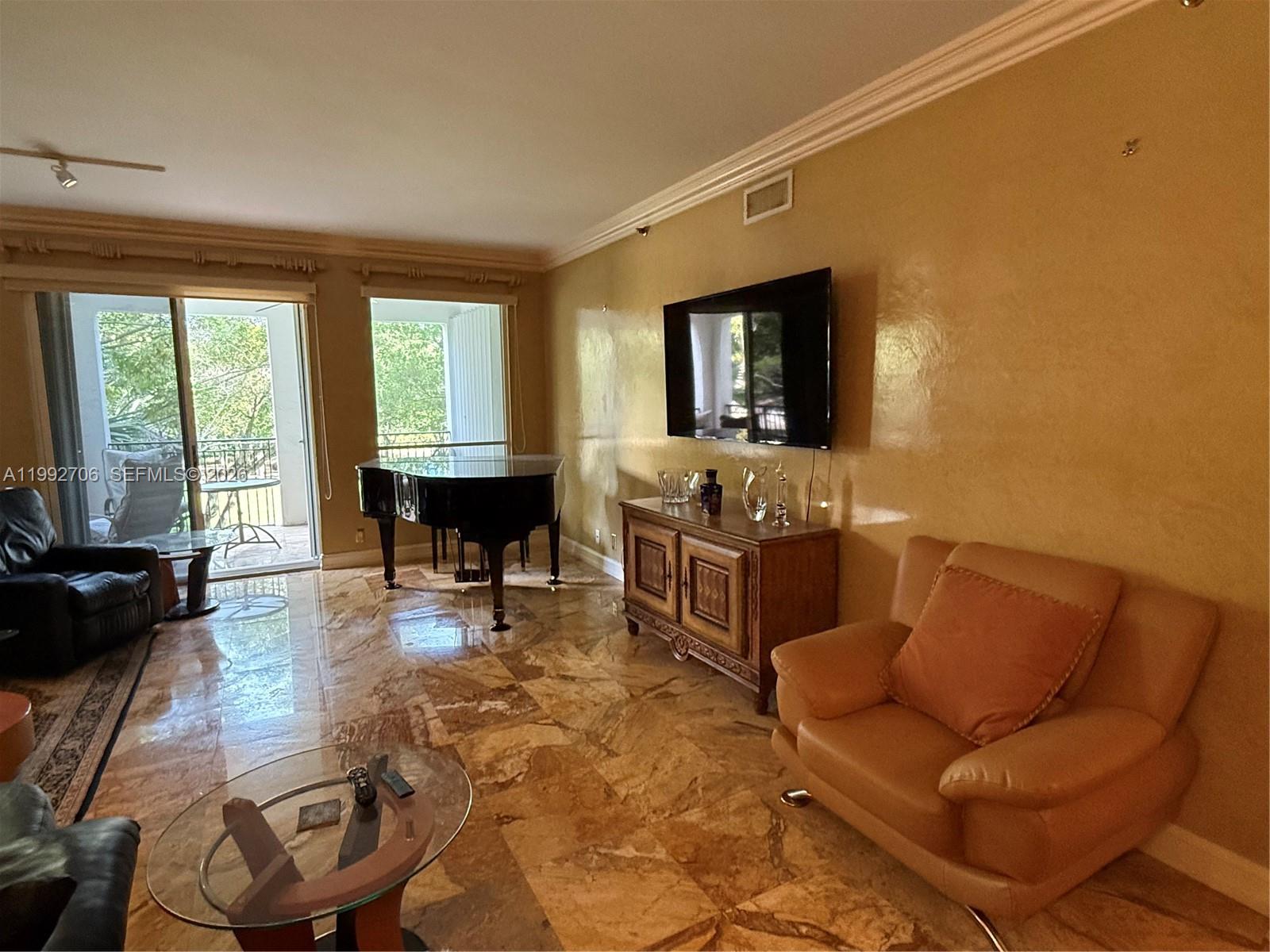 See details C203 2 / 2 1945 sq. ft. $ 2026-03-31 0 Photo