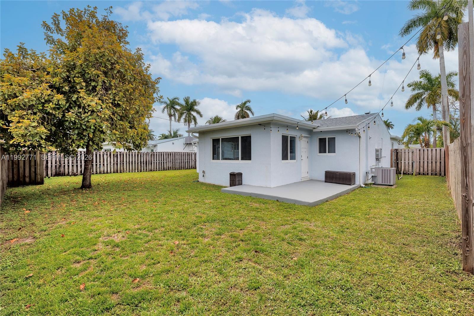 819 2 / 2 1164 sq. ft. $ 2026-03-31 0 Photo