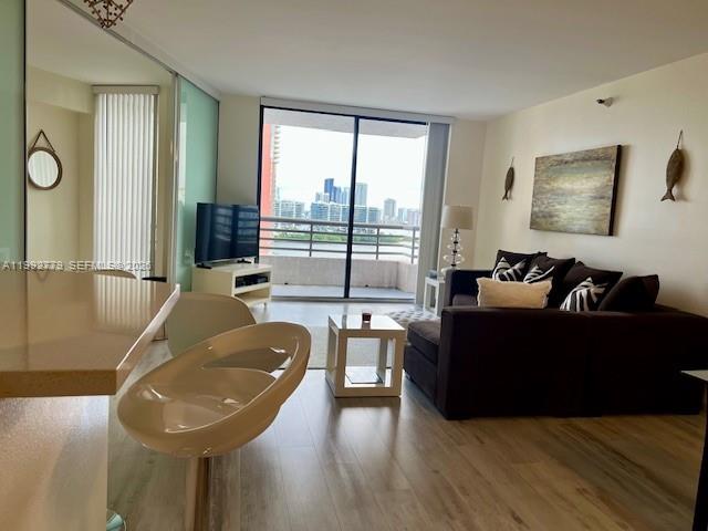 Photo of 3300 191st St #1916, Aventura, Florida, 33180 -