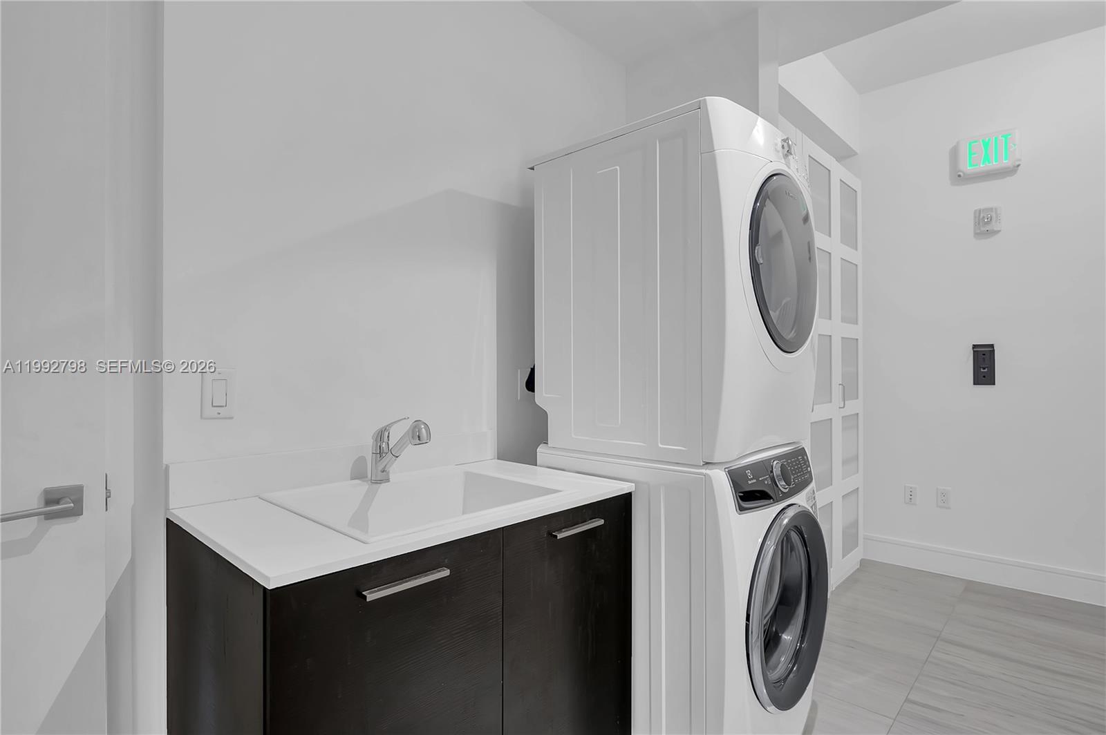 Photo of 3300 188th St  #615, Aventura, Florida, 33180 - 