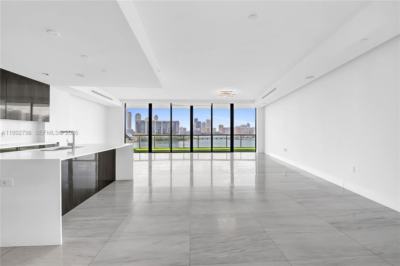 Photo of 3300 188th St  #615, Aventura, Florida, 33180 - 