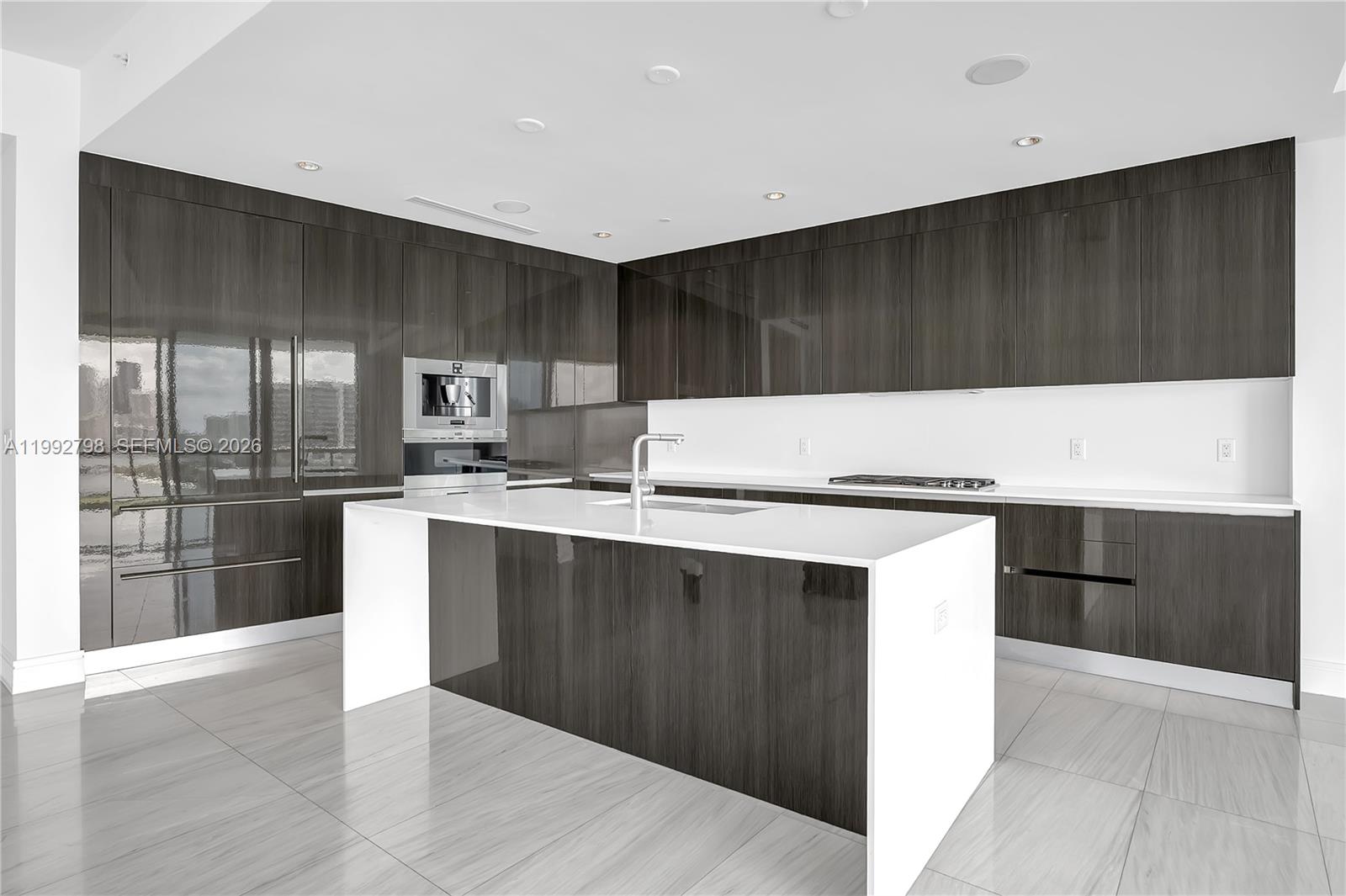 Photo of 3300 188th St  #615, Aventura, Florida, 33180 - 