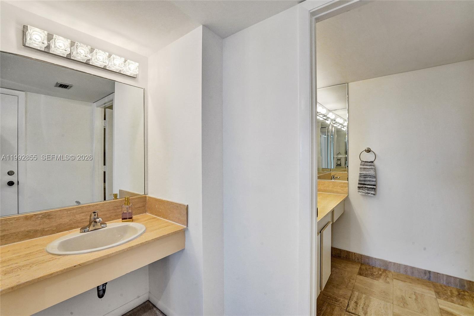 Photo of 1201 Ocean Dr #2208S, Hollywood, Florida, 33019 -