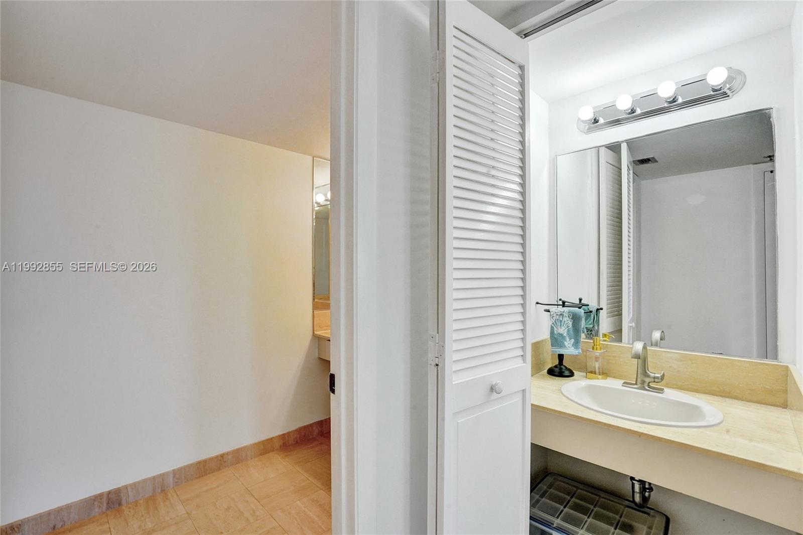 Photo of 1201 Ocean Dr #2208S, Hollywood, Florida, 33019 -