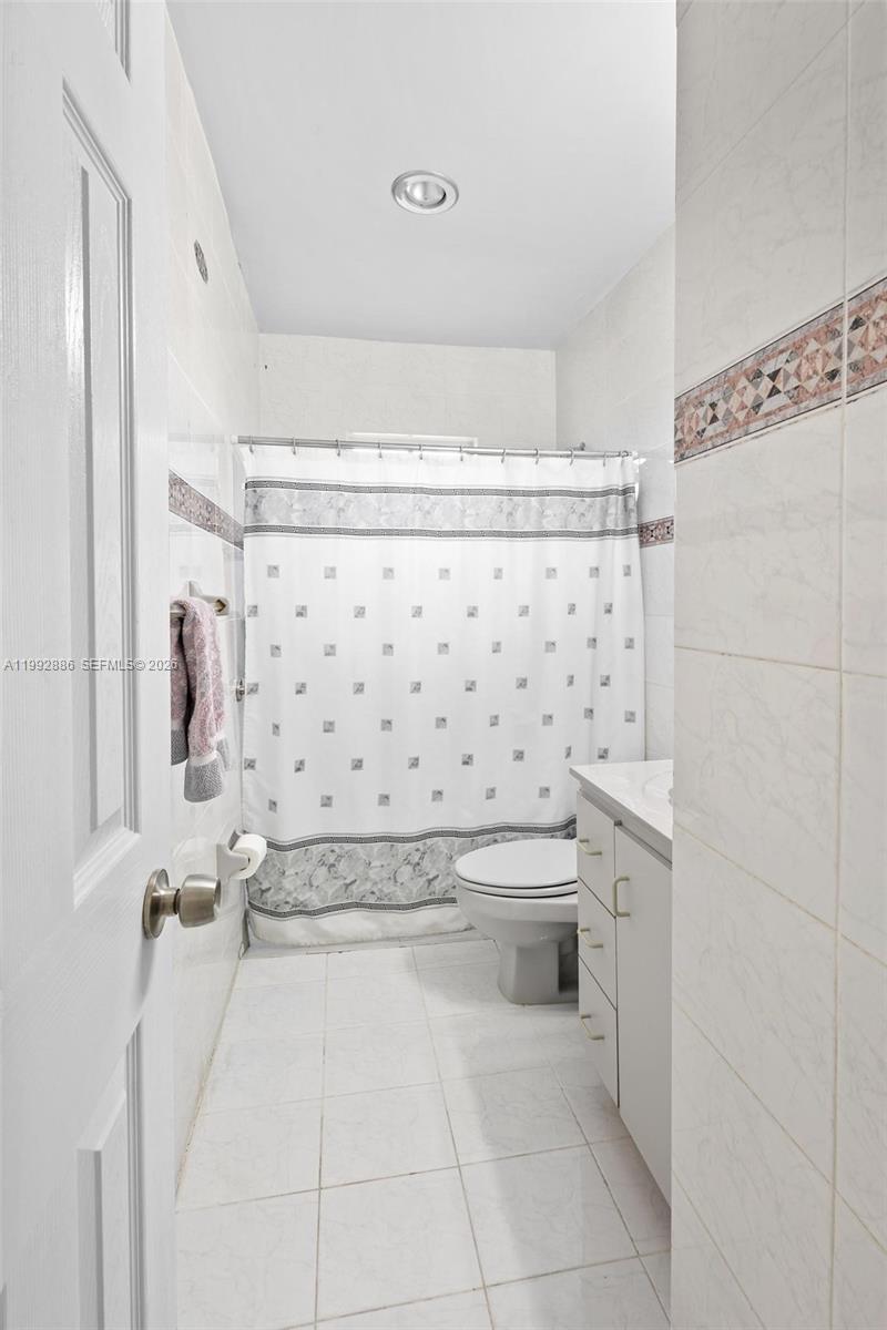   /  1692 sq. ft. $ 2026-04-01 0 Photo