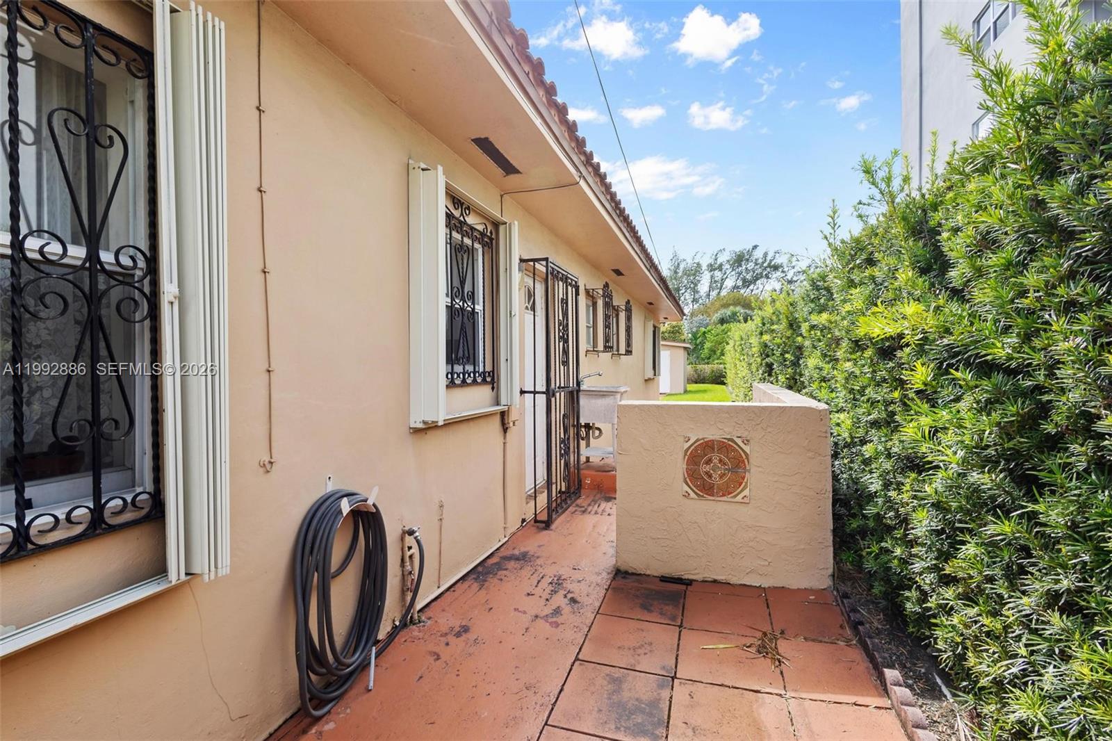   /  1692 sq. ft. $ 2026-04-01 0 Photo