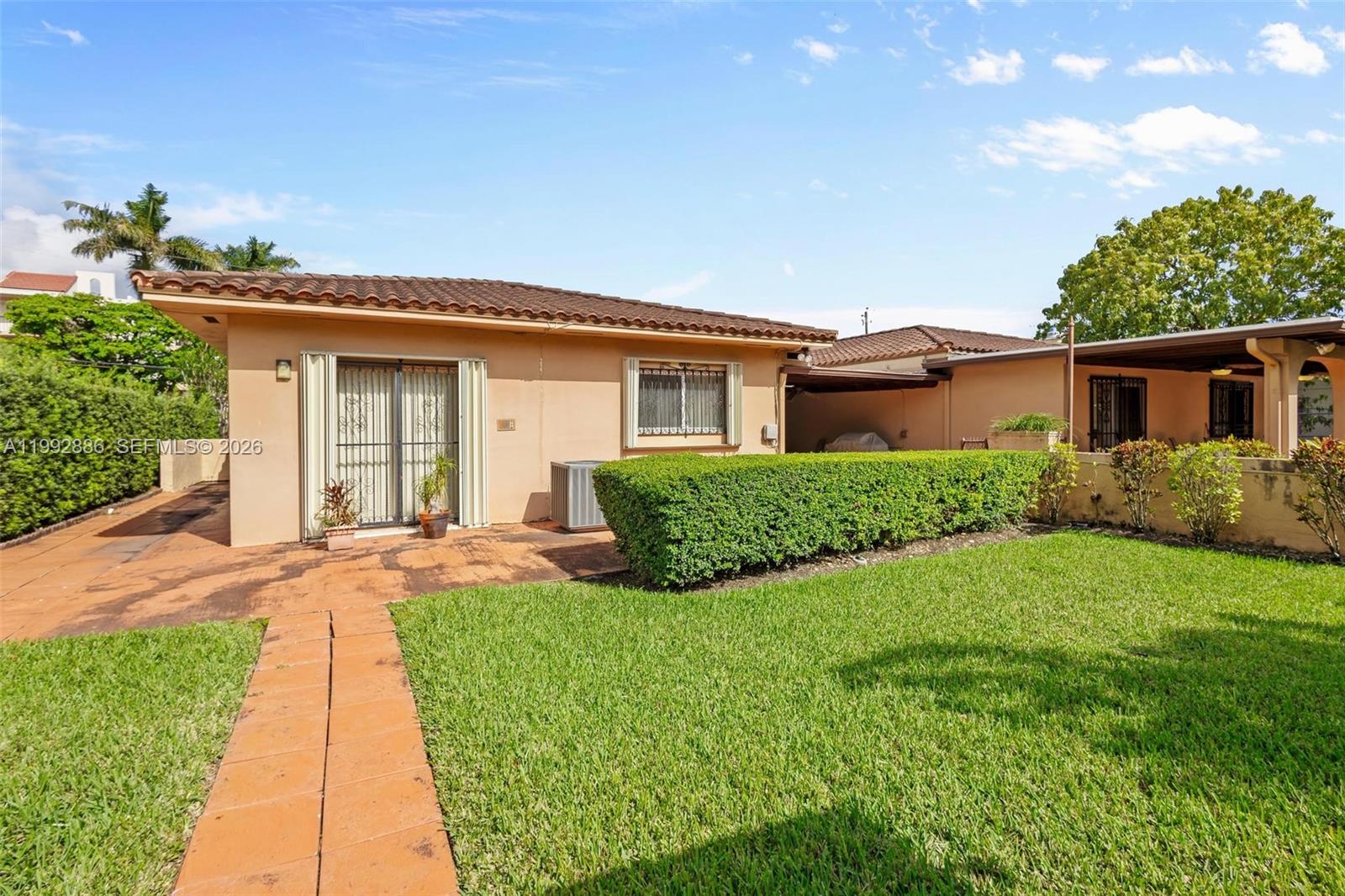   /  1692 sq. ft. $ 2026-04-01 0 Photo
