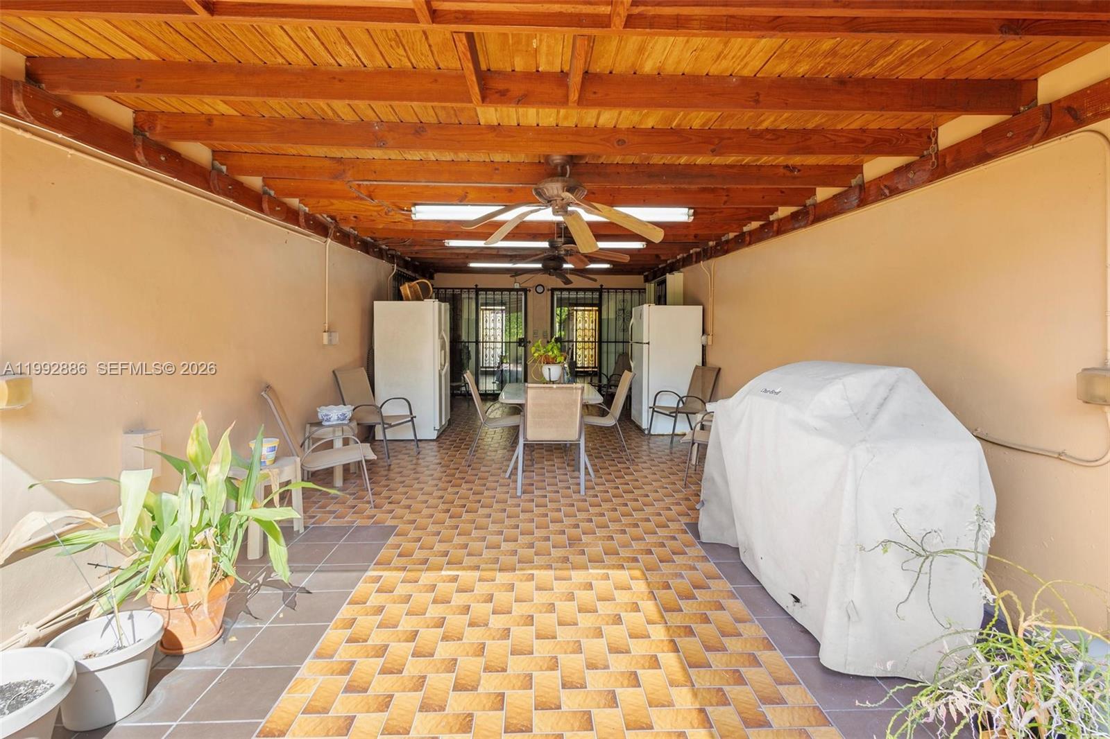   /  1692 sq. ft. $ 2026-04-01 0 Photo