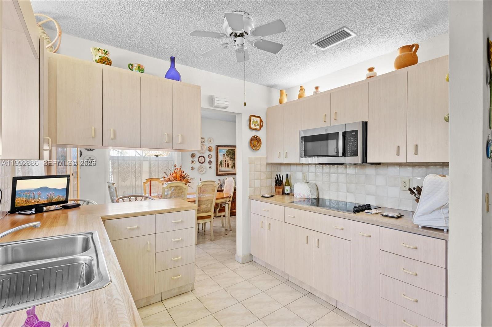   /  1692 sq. ft. $ 2026-04-01 0 Photo