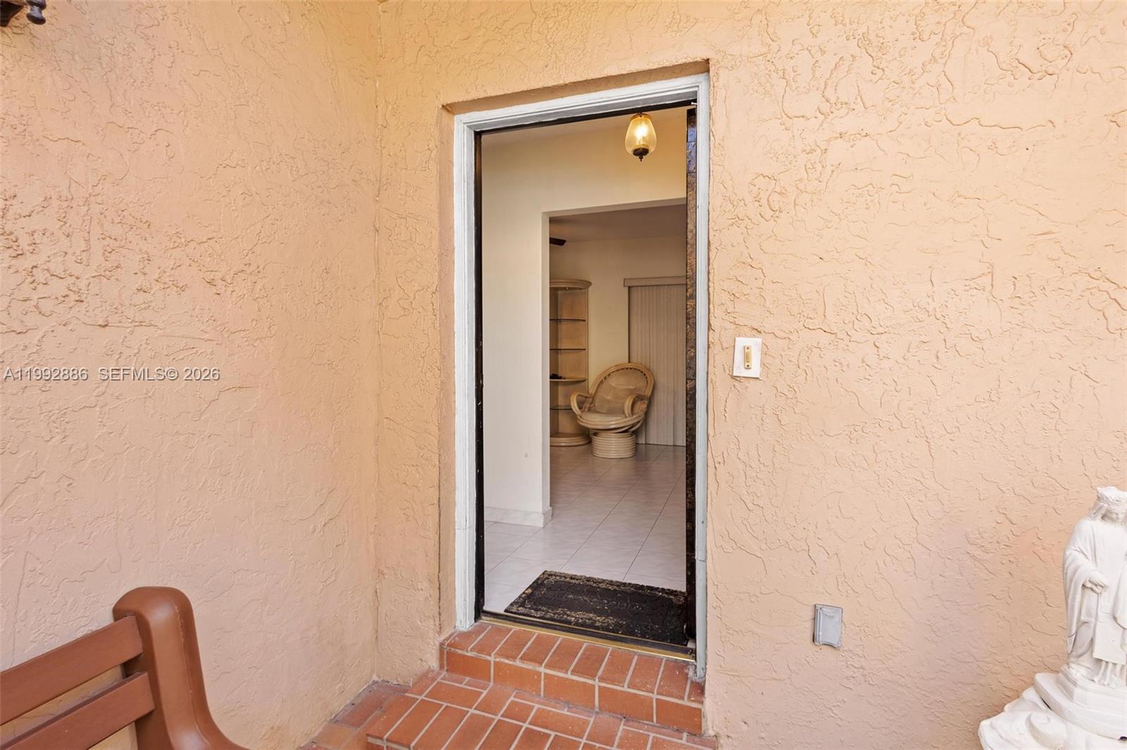   /  1692 sq. ft. $ 2026-04-01 0 Photo