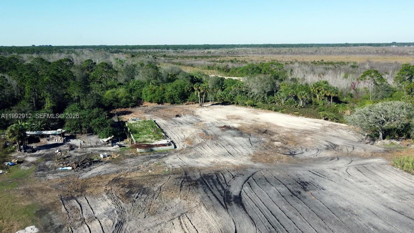   /   sq. ft. $ 2026-04-01 0 Photo