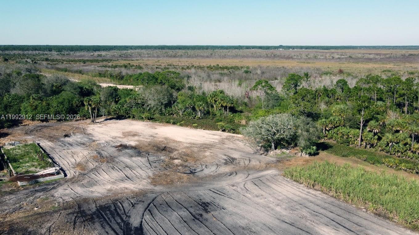   /   sq. ft. $ 2026-04-01 0 Photo