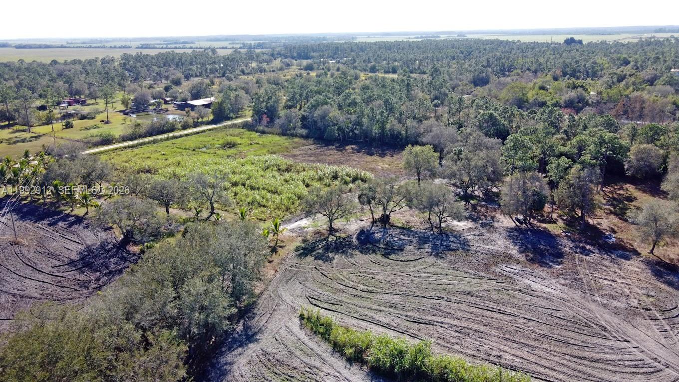   /   sq. ft. $ 2026-04-01 0 Photo