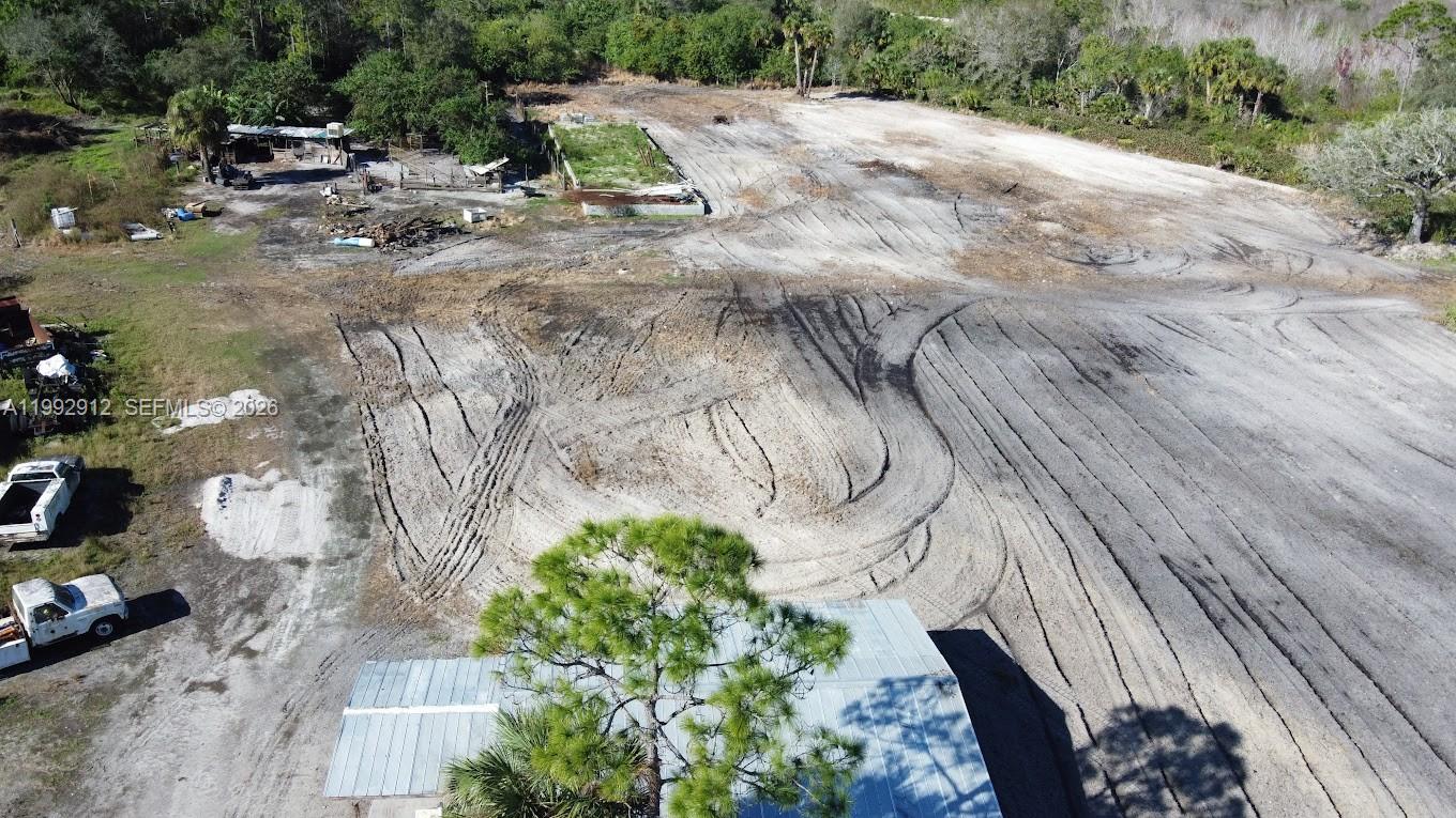   /   sq. ft. $ 2026-04-01 0 Photo