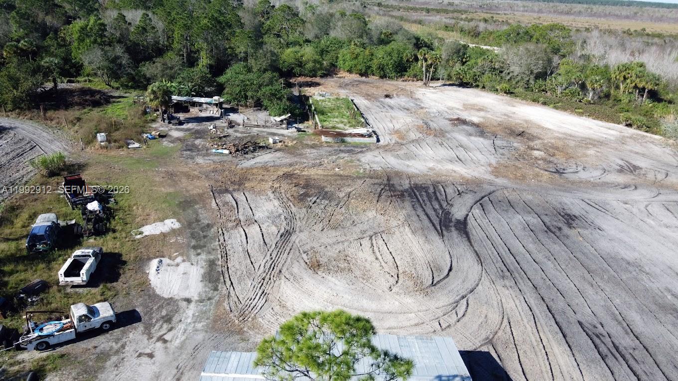   /   sq. ft. $ 2026-04-01 0 Photo