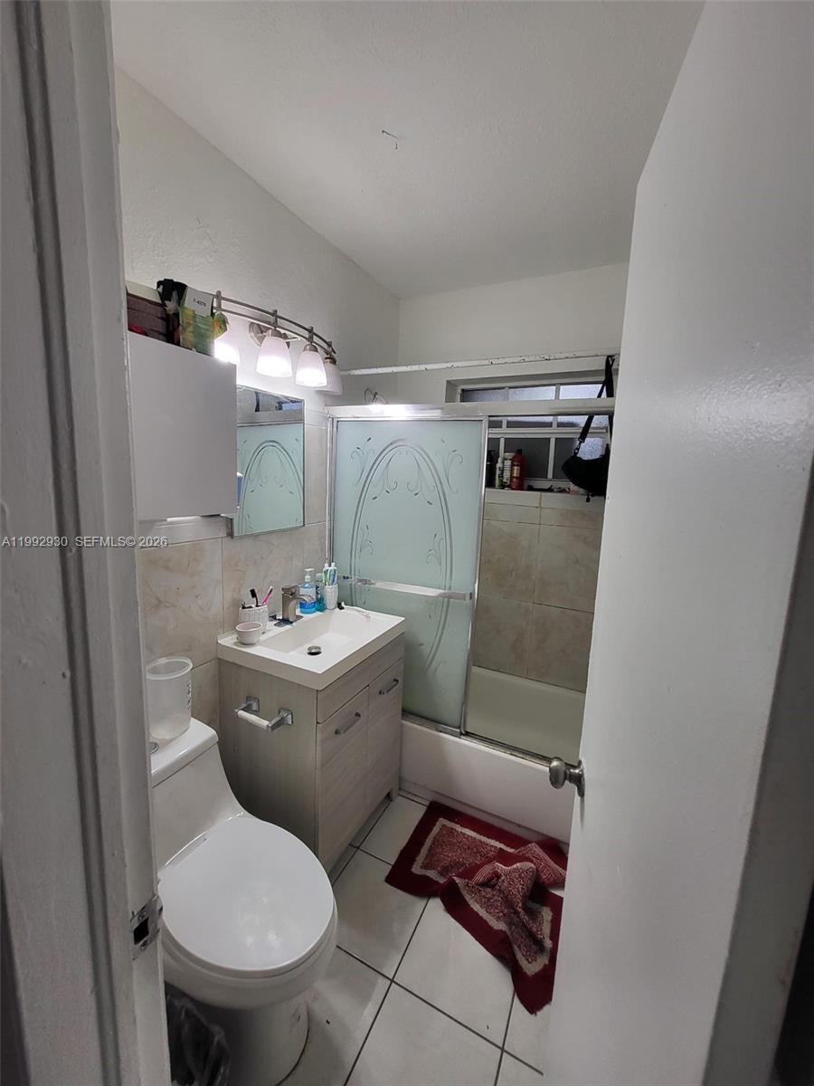   /  1236 sq. ft. $ 2026-04-01 0 Photo