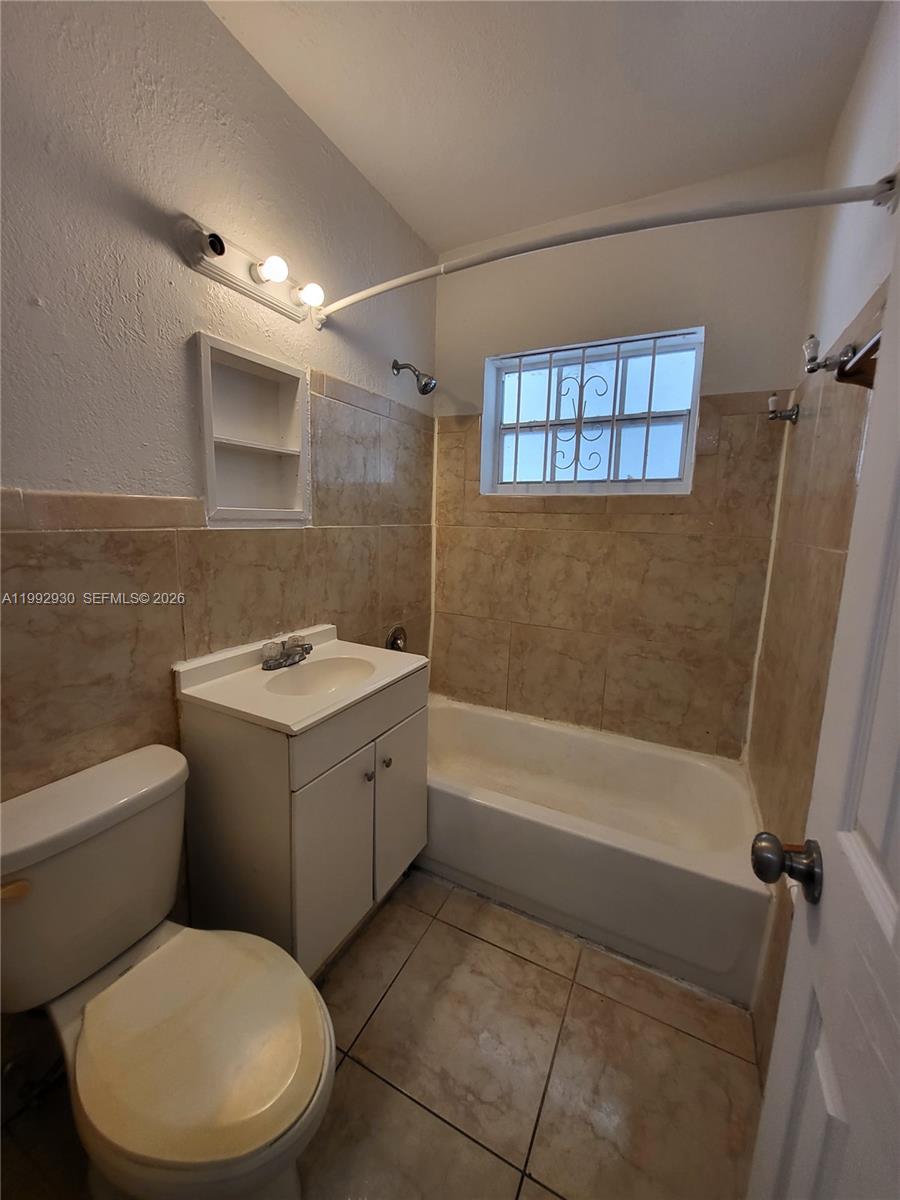   /  1236 sq. ft. $ 2026-04-01 0 Photo