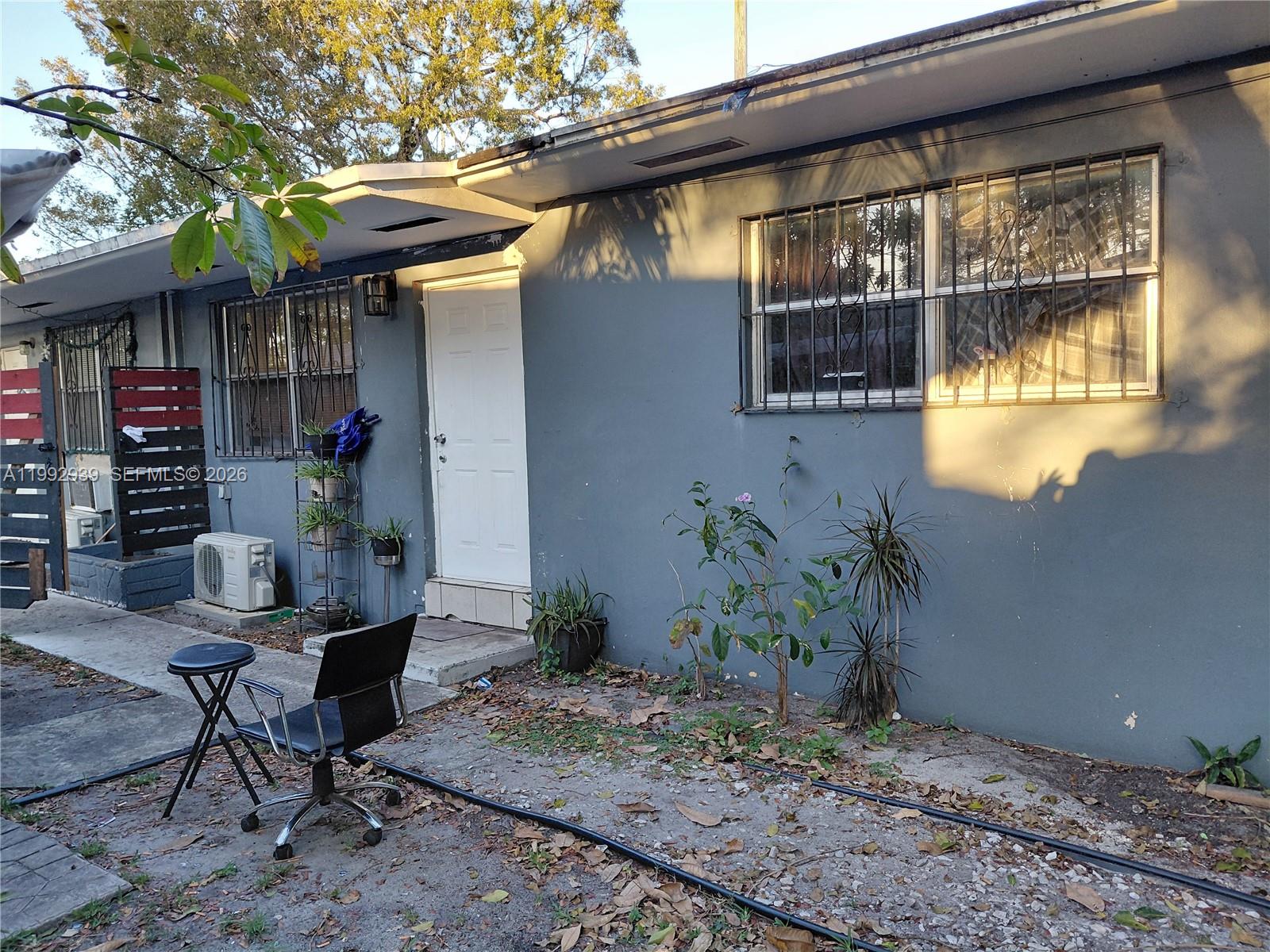   /  1674 sq. ft. $ 2026-04-01 0 Photo