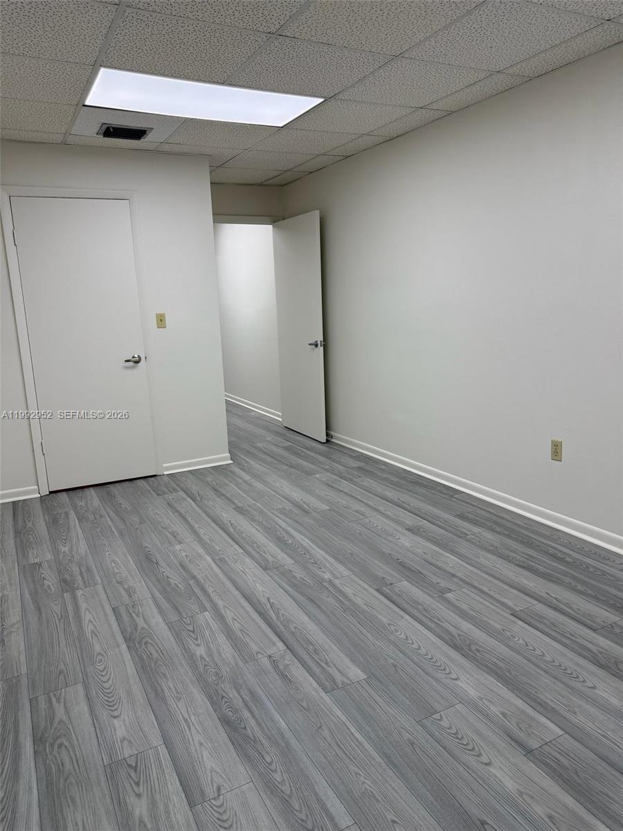   /   sq. ft. $ 2026-04-01 0 Photo