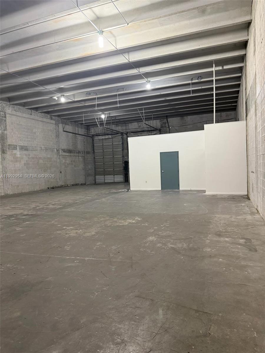   /   sq. ft. $ 2026-04-01 0 Photo