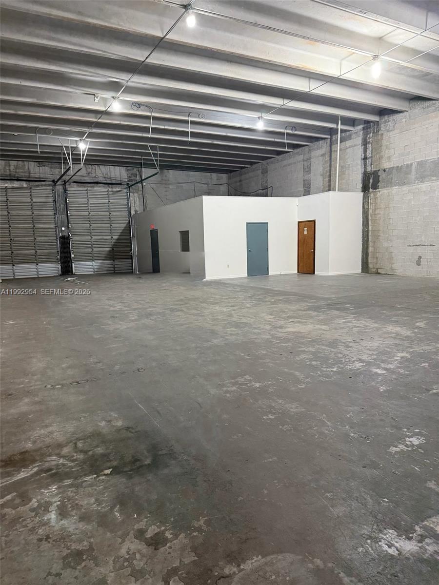   /   sq. ft. $ 2026-04-01 0 Photo