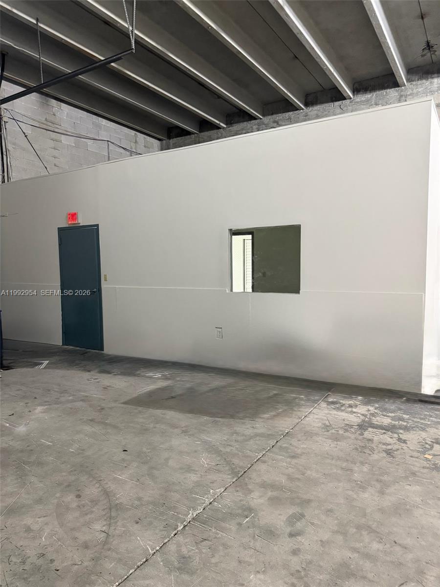   /   sq. ft. $ 2026-04-01 0 Photo