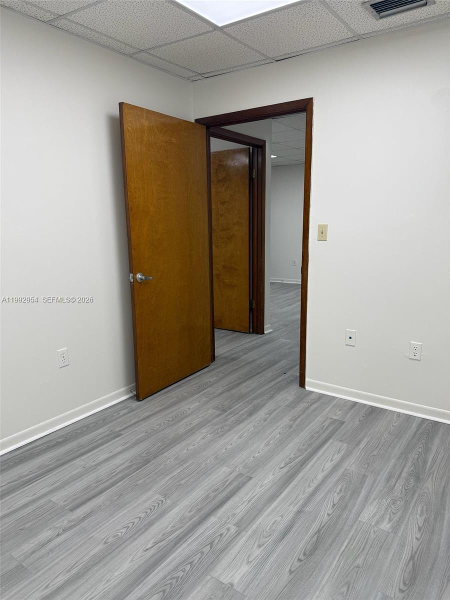   /   sq. ft. $ 2026-04-01 0 Photo