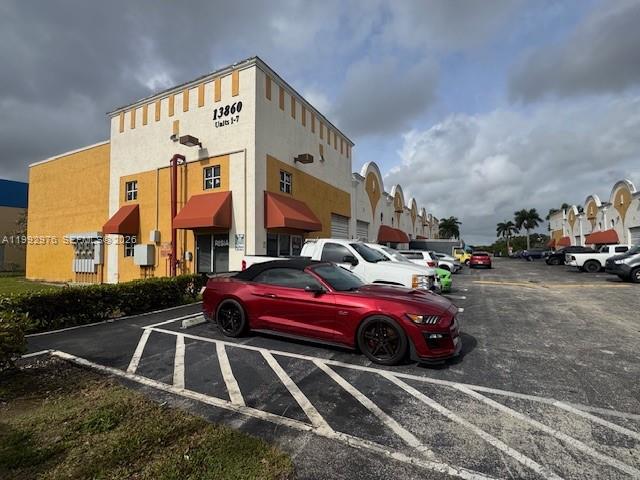 1  /   sq. ft. $ 2026-04-16 0 Photo